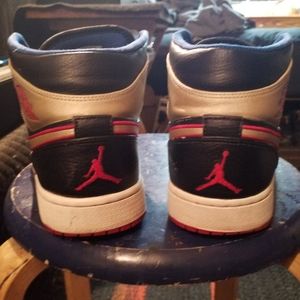 Selling everthing i have to move.